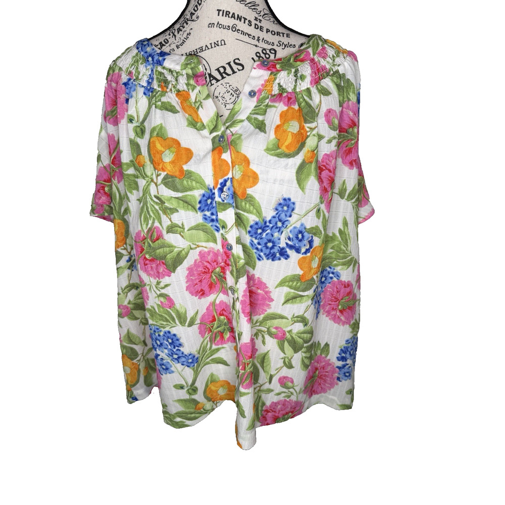 Rose & Olive Women’s Blouse 1X Short Sleeves Multicolor Floral Print Smocking